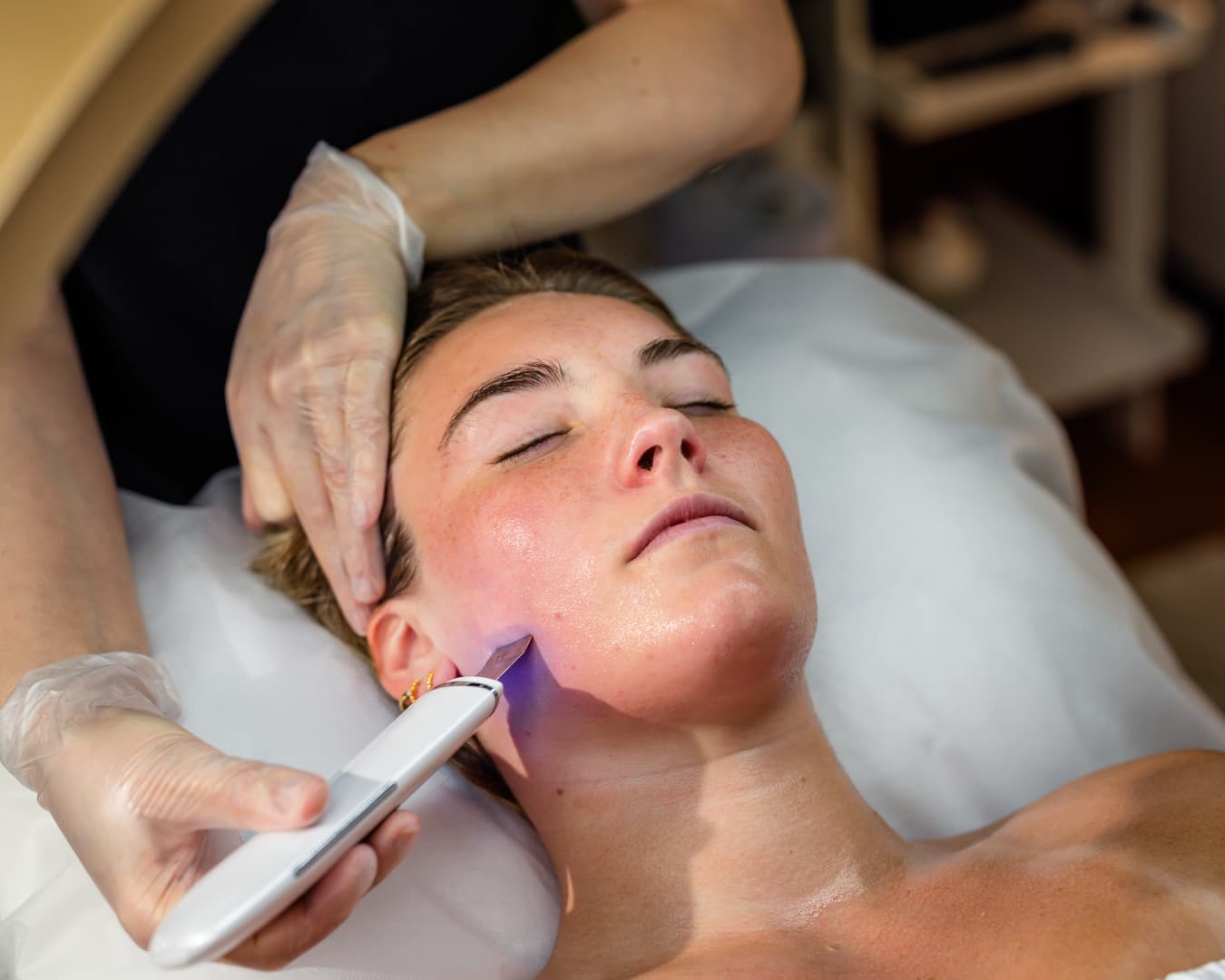 Deep cleansing facial in West Edmonton